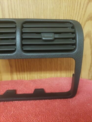 1991-1995 Acura Legend OEM Center AC Heater Vent Uncracked Rare KA7 KA8 - Picture 3 of 10