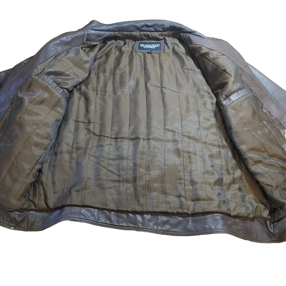 Milwaukee Leather Bomber Jacket Men Sz XL Brown Preppy Biker Grunge Moto Vtg Y2k - Image 4 of 4