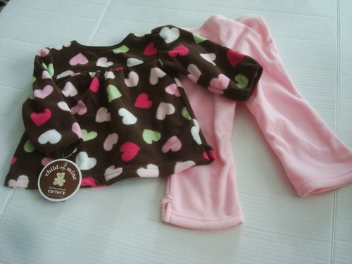 Girls Carters Heart Outfit Size 12 Months New - Picture 2 of 2