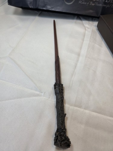 Harry Potter Wand Set From Universal Studios With Box And Ollivanders Bag NWT - Picture 4 of 8