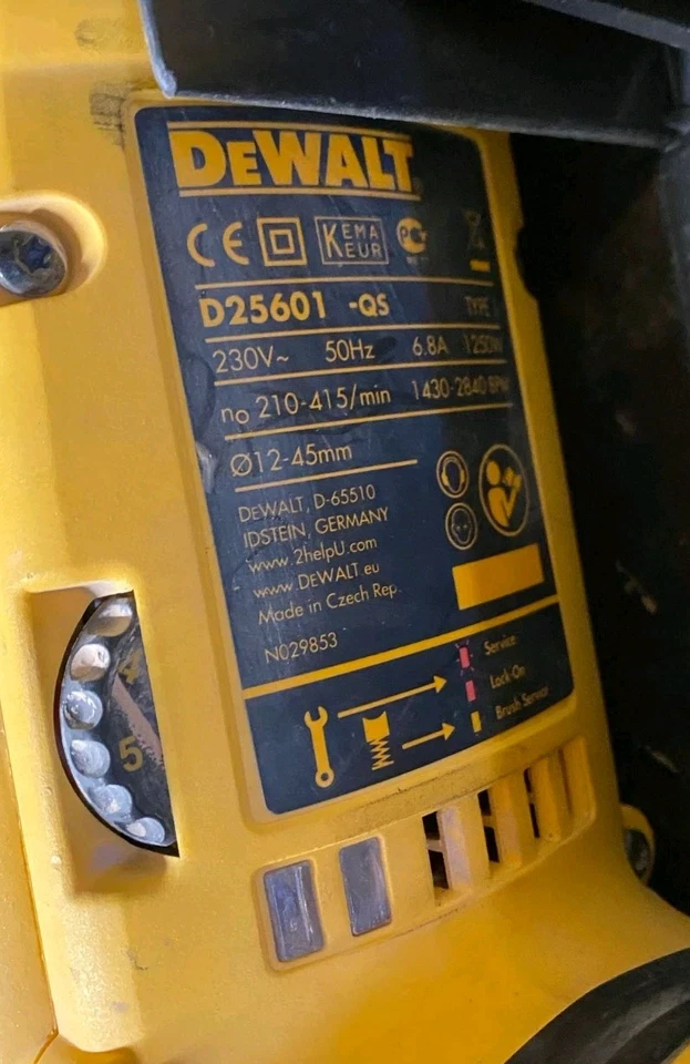 Marteau Piqueur Perforateur Dewalt SDS Max - Photo 2/2