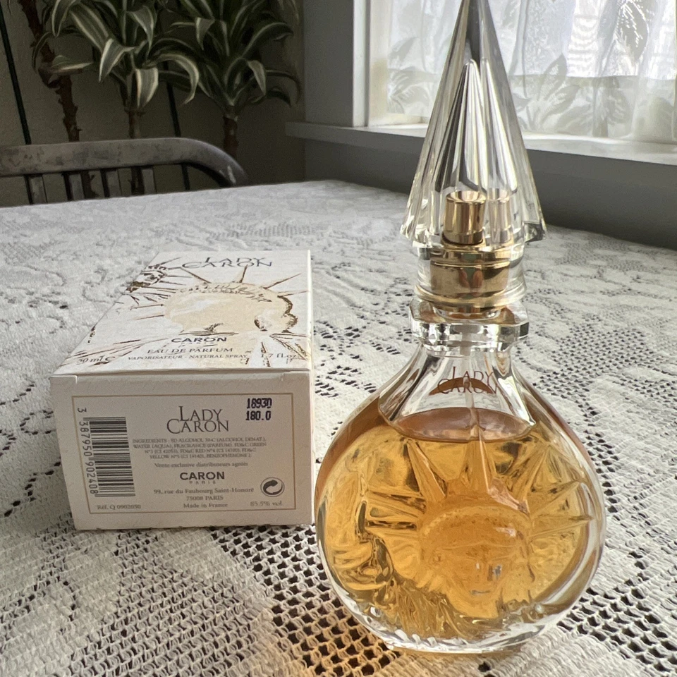 Caron Paris. Lady Caron EDP 1,7 OZ Foto 2 de 4
