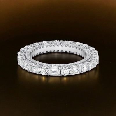 Lab Created Verlobungsdiamant 4 Kt Rundschliff 18 Karat Weißgold Band 2,7 mm
