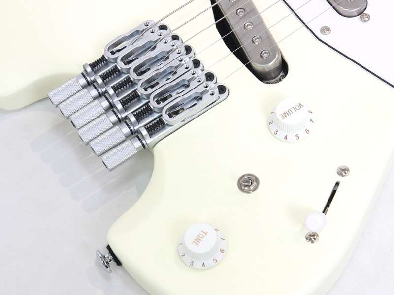 Ibanez ICHI10 Vintage White Matte Ichika Nito Signature