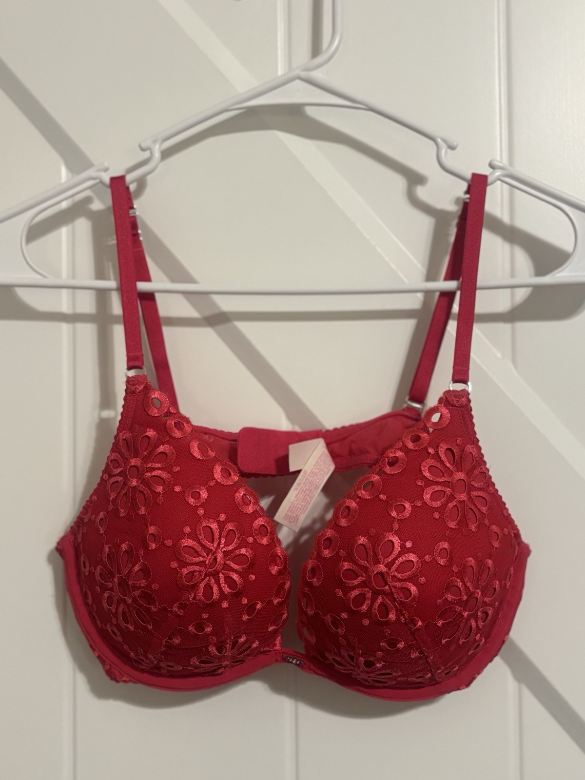 Victoria's Secret Women's Push-Up Hot Pink Bra-Size 36B