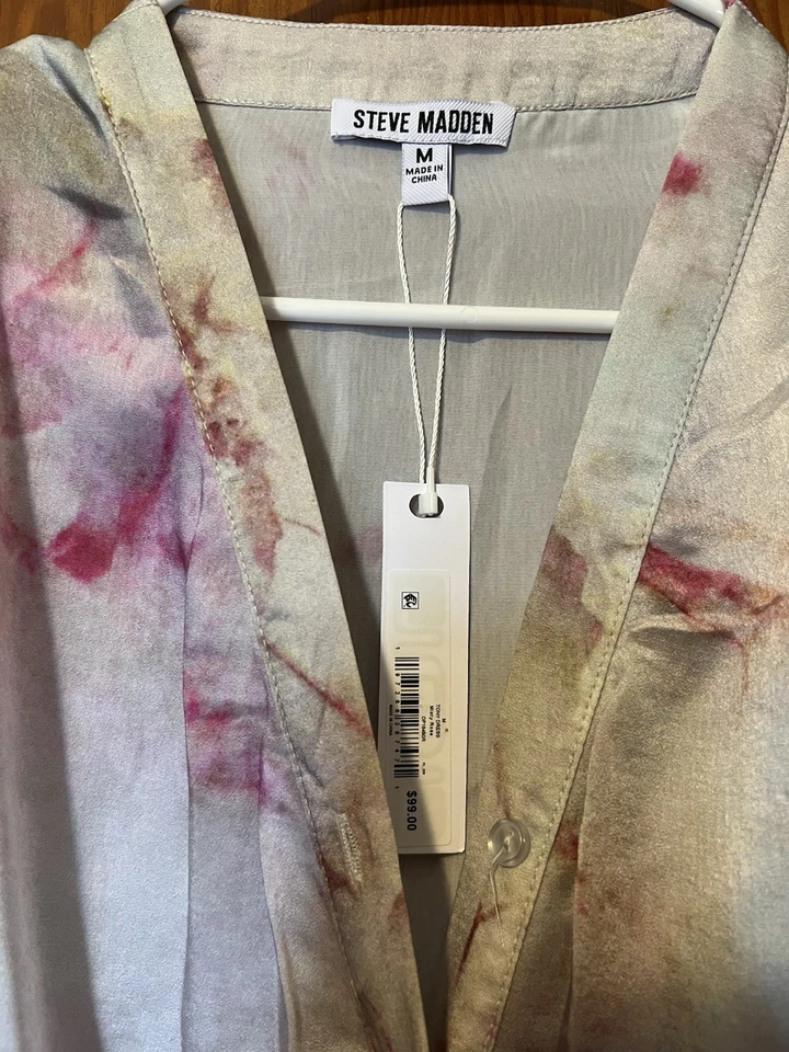 Nuevo con etiquetas Vestido Steve Madden Talla M Rosa Brumosa Satén Cintura Atada Tony Abotonado Foto 4 de 4