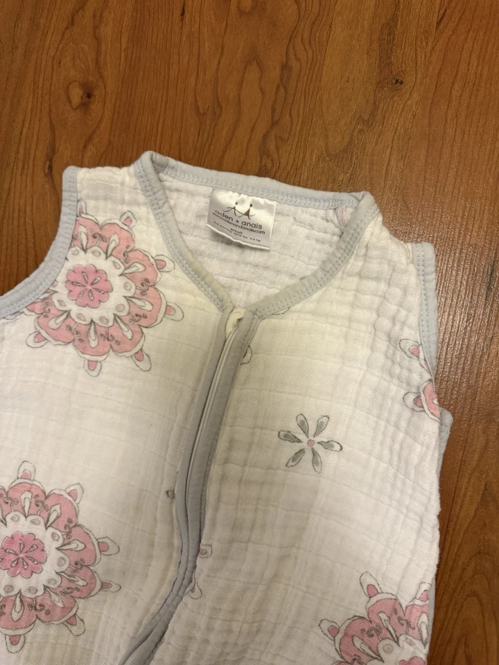 Saco de dormir Aden + Anais de muselina de algodón orgánico para bebés 0-6 meses pequeño Foto 2 de 3