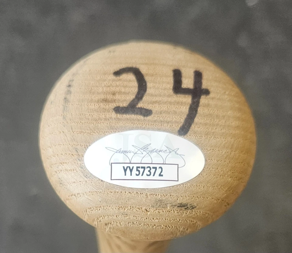 Ichiro Suzuki Signed Bat JSA LOA - Image 3 of 3