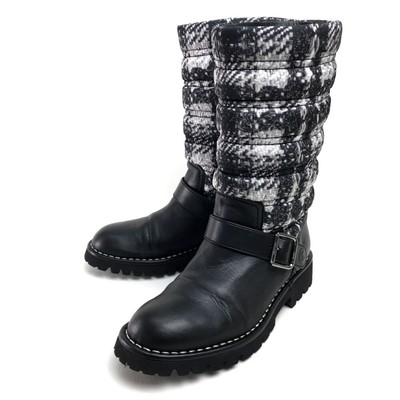 snow boots chanel