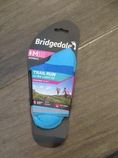 BRIDGEDALE WOMEN'S TRAIL RUN ULTRA LIGHT T2 3/4 CREW BLUE SOCKS  SIZE MEDIUM