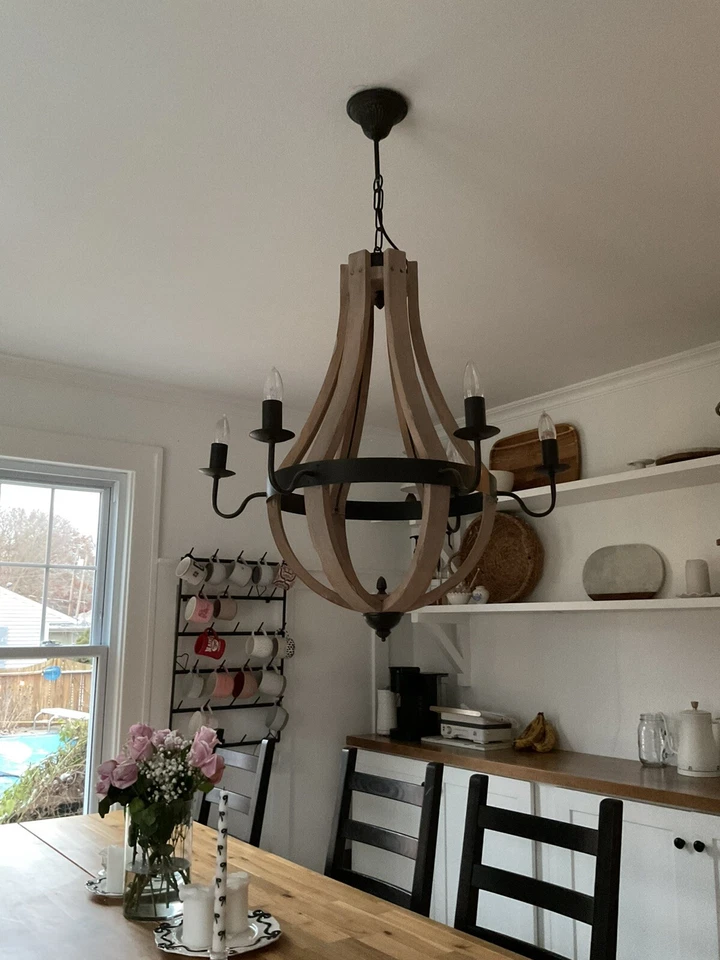 Araña de madera de barril de vino de 6 brazos como herrajes de restauración Foto 3 de 3