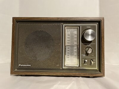 Vintage Panasonic AM/FM Radio Model RE-6289 Made In Japan TESTED