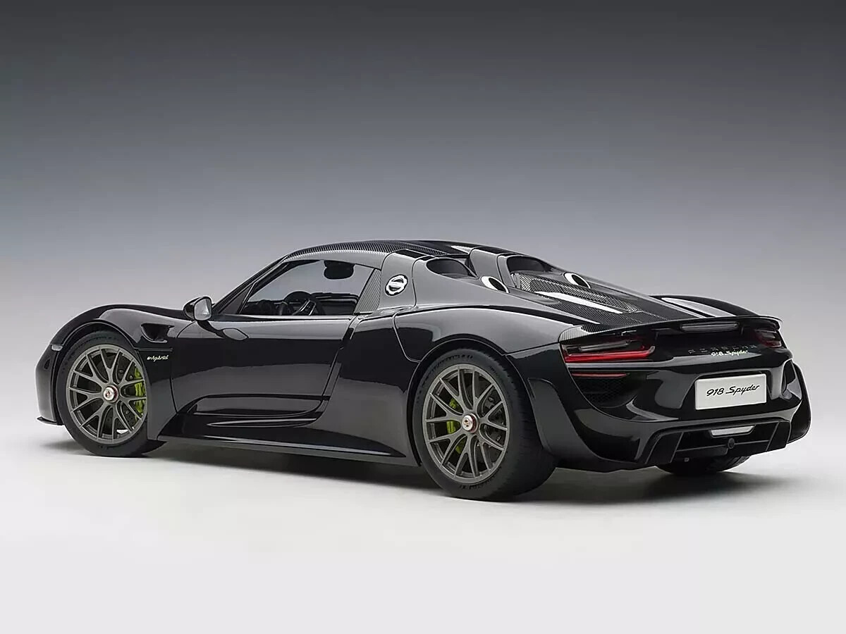 1/12 Porsche 918 Spyder Weissach Package Black Met. Model Car By