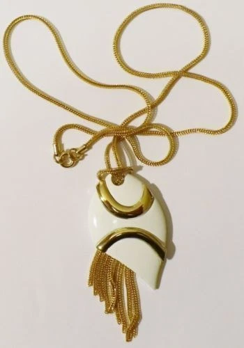 pendentif chaine collier bijou vintage jewellery émail blanche couleur or *3426 - Photo 1/1