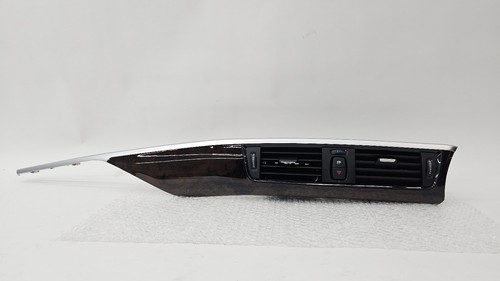 2012-2018 BMW F30 3-Series Dashboard Center Air Vent Grille Panel W/ Molding OEM