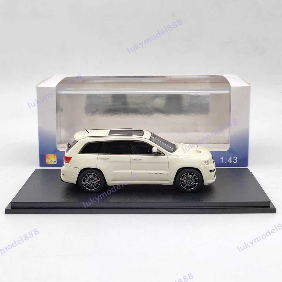 GLM Models 1/43 Jeep Grand Cherokee SRT8 #108502 White Resin Car Collection - Image 3 of 4