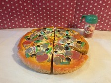 VTG 1980 S UNBRANDED PIZZA HUT SUPREME WHOLE PLAY PIZZA, PEPPER FLAKES, THEATRE