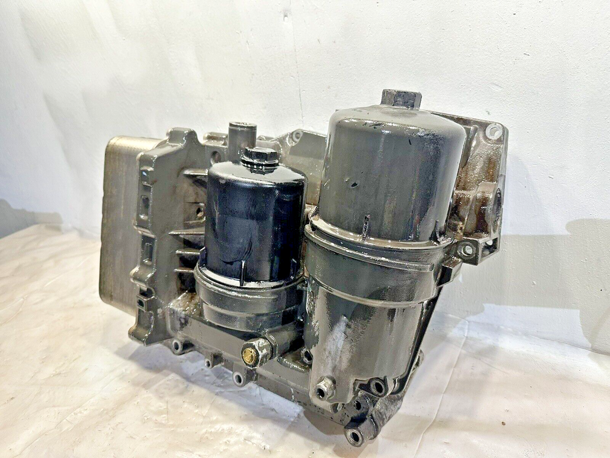 2013-2017 Paccar MX13 Diesel engine Oil Filter / Cooler Module