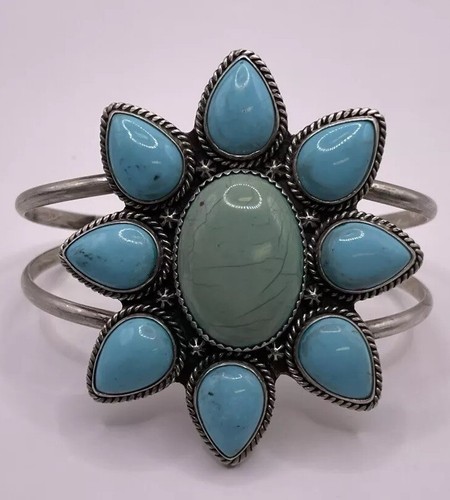 Native American MLB Sleeping Beauty Turquoise Flower Cuff Bracelet (38.4g) - Picture 2 of 7