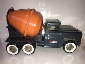 structo toys cement mixer