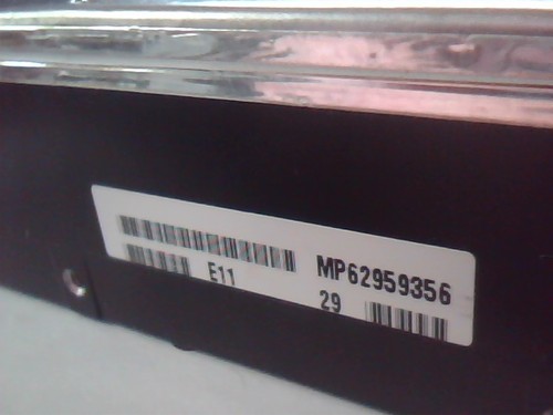 SCSI Hard Drive Quantum XP34300W AT43W011-05-G Rev F - Picture 5 of 5