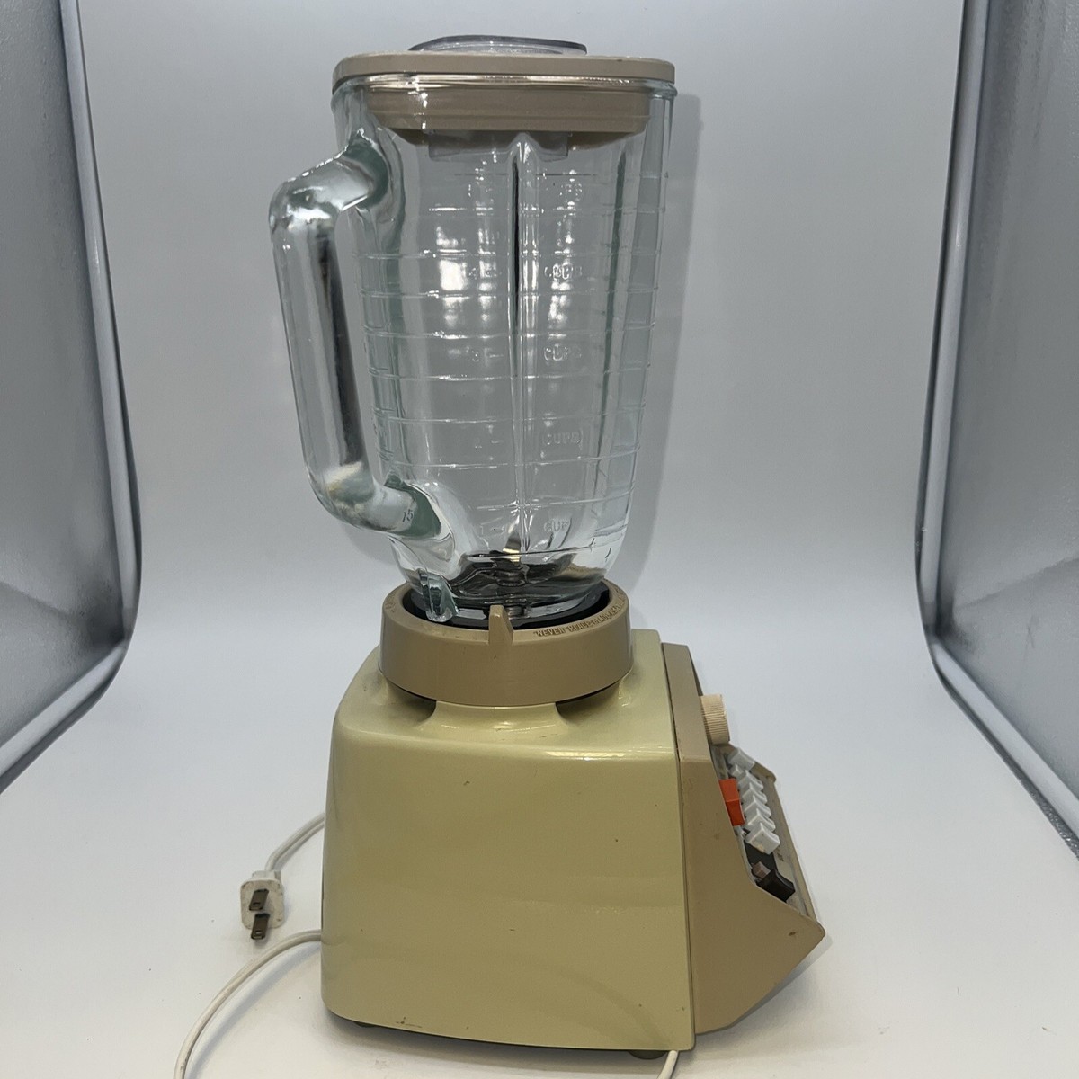 Vintage Osterizer Blender Imperial 14 Speed Oster, Glass