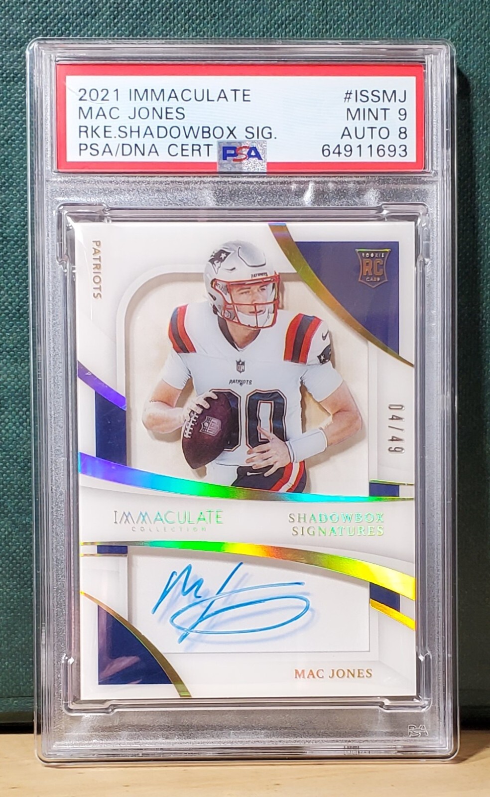 Mac Jones Panini Immaculate Collection Rookie Shadowbox Signatures #ISSMJ Base