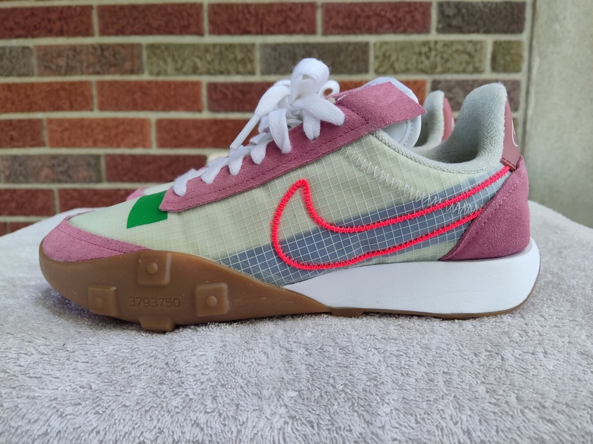 Size 7 - Nike Waffle Racer 2X White Bright Crimson W for Size 7 - Nike Waffle Racer 2X White Bright Crimson W for