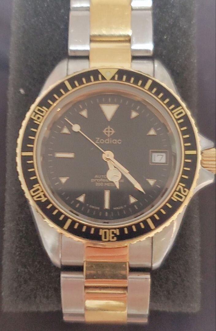 Rare Vintage ZODIAC Professional DIVER 200M Watch RED DOT Rare Vintage ZODIAC Professional DIVER 200M Watch RED DOT