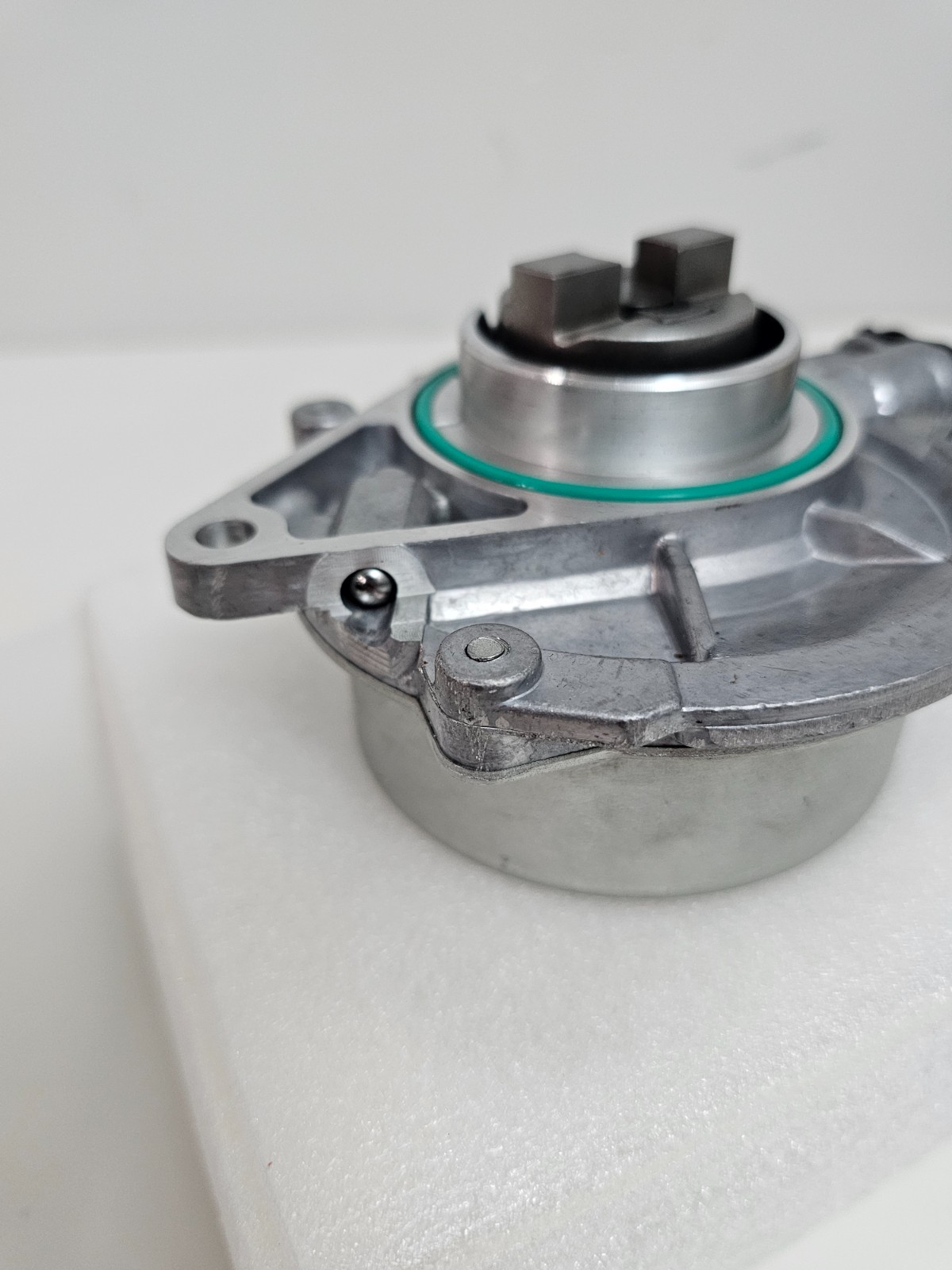 Brake Vacuum Pump 11667570813 For Peugeot 207& 5008 1.4 1.6 Petrol 4565.77 #5