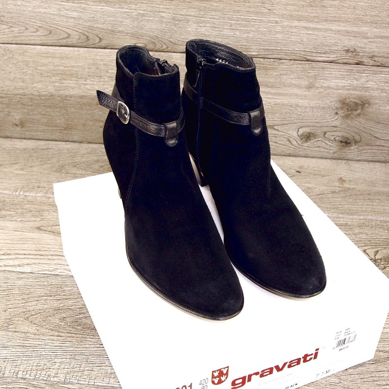 * NEW * $830 GRAVATI Neiman Marcus Women's 7.5 M Ankle Boot 4656 * new Trees