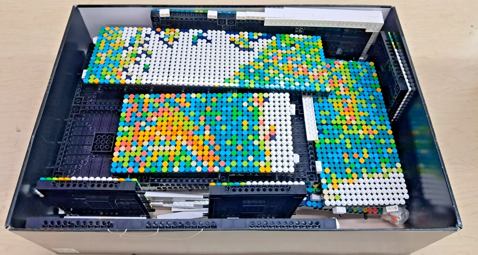 Lego Art World Map #31203 (Retired Set) - Image 3 of 4