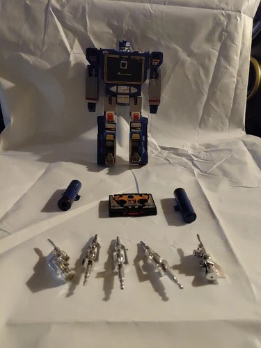 G1 Transformers 1984 Vintage Soundwave Laserbeak Action Figures Complete Loose