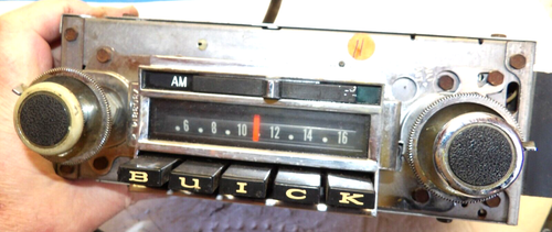 Haut-parleur radio Buick Riviera Delco AM FM Slide Bar 1968 et ampli 7302544 OEM - Photo 2/11