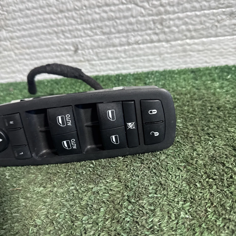 Оригинальный переключатель переднего левого стекла для Jeep Grand Cherokee 2016 2017 2018 2019 годов выпуска 68319802aa - Изображение 2 из 4