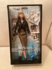 Barbie Collector Black Label Mattel "#The Barbie Look"  Chic 2015, DGY07