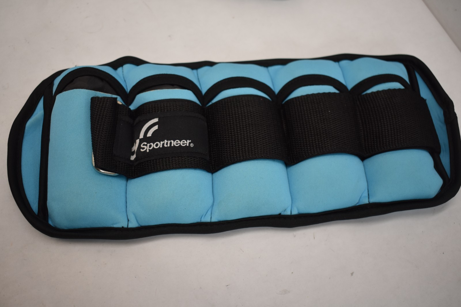 Sportneer Adjustable Ankle Weights 1 Pair 1-5 lbs Per Leg Weight Black & Blue