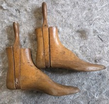 Antique Vintage Wood High Top Ladies Shoe Boot Stretchers Cobbler Pair Trees