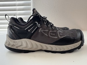 NEW KEEN NXIS Evo Waterproof Hiking Shoes 1027797 Black Size 10.5 Women main image 4