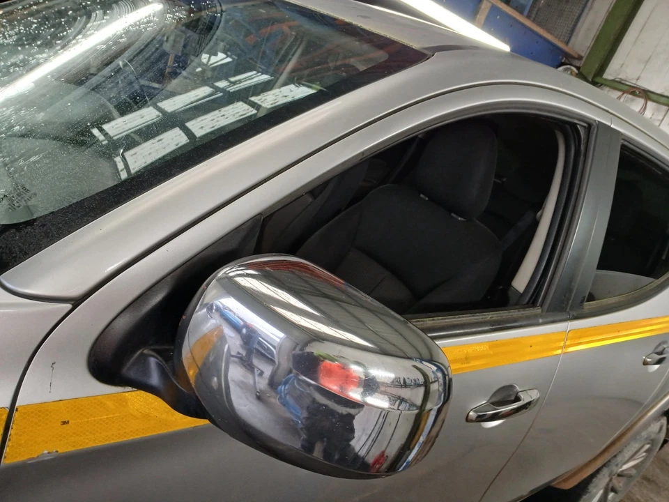 MITSUBISHI L200 FRONT DOOR IN SILVER N/S/F LEFT PASSENGER 2015-2019 ~ - Image 2 of 4