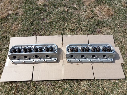 1987-1995 Ford Mustang 5.0L Edelbrock Aluminum Cylinder Heads COBRA 302 GT40 351 - Picture 1 of 11