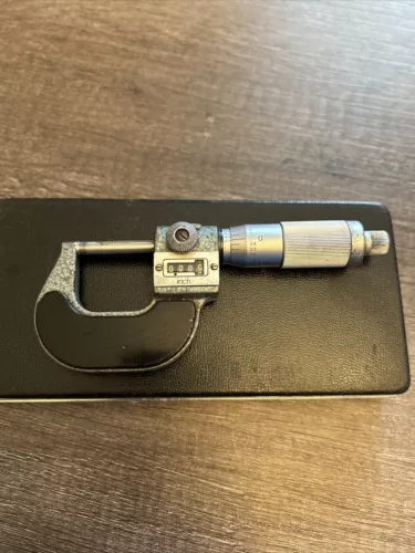 Mitutoyo 193-211 0" - 1"  .0001" Digital Scrolling Micrometer