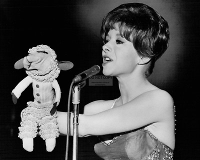 SHARI LEWIS WITH HER SOCK PUPPET