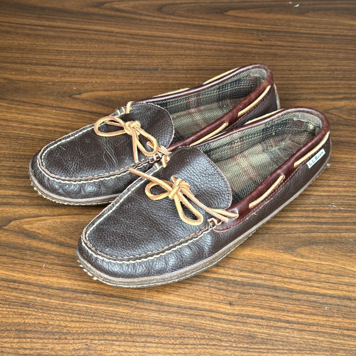 LL Bean Men's Brown Leather Slip On Handsewn Slippers Size 10M