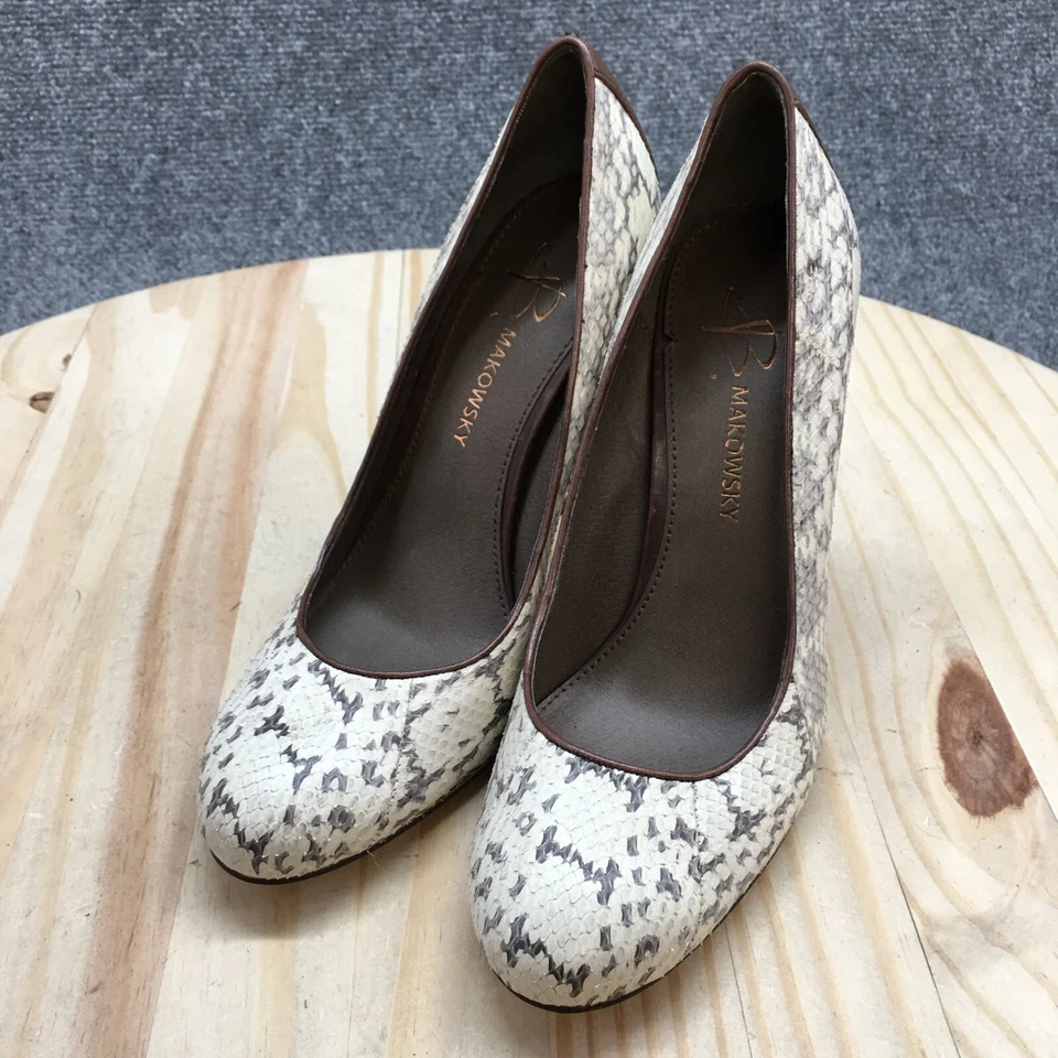 Vestido feminino B Makowsky salto 8 M salto agulha couro marrom branco - Imagem 3 de 4