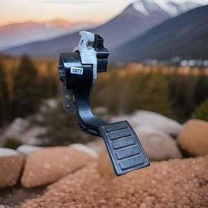 ✅ 2012-18 VOLVO VNL GAS THROTTLE ACCELERATOR PEDAL 82734053 OEM ✅