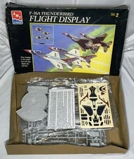 Vintage AMT ERTL F-16A USAF Air Force THUNDERBIRDS FLIGHT DISPLAY MODEL Kit 1/72