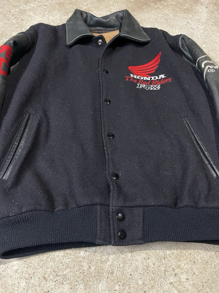 Jaqueta vintage Fox Honda The Red Riders couro lã Varsity Letterman M EUA - Imagem 3 de 4