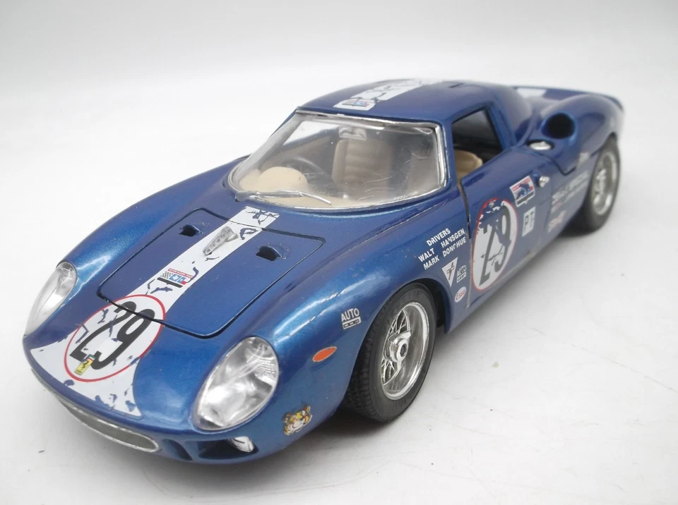 1/18 12h de Sebring 1965 Ferrari 250 LM #29 Walt Hansgen/Mark Donohue Burago - Photo 3/4