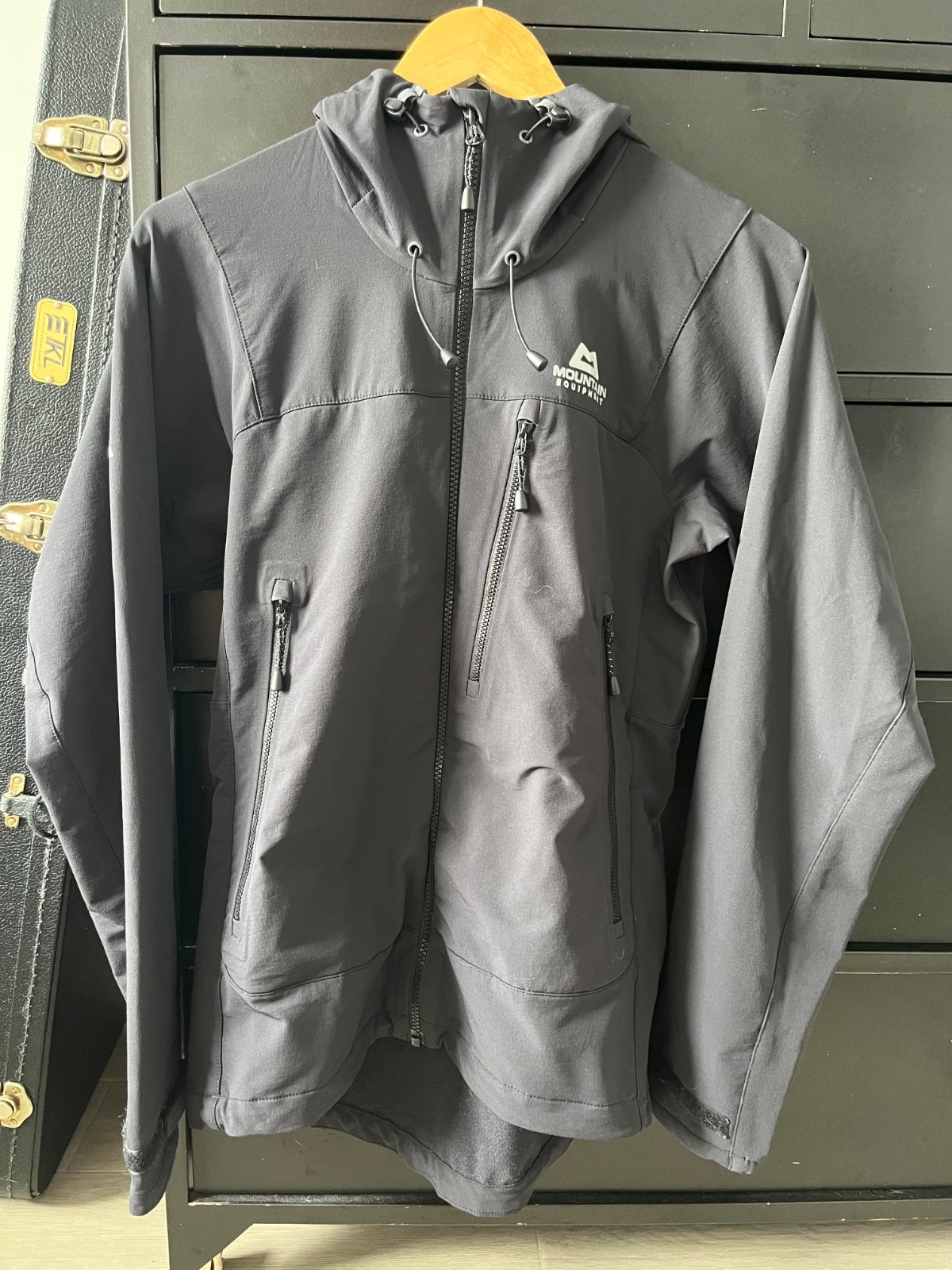 Mountain Equipment Mission softshell jacket, Blac… - image 1